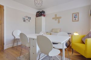 Dining Room (Pot. Bed Four)- click for photo gallery